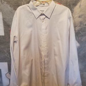 Mens Calvin Klein XL Non Iron Long Sleeve Button Up Casual / Dress Shirt, White